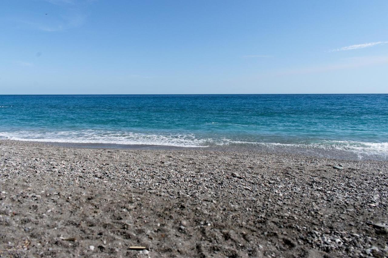 Beach House Acquamarina Летоянни Экстерьер фото